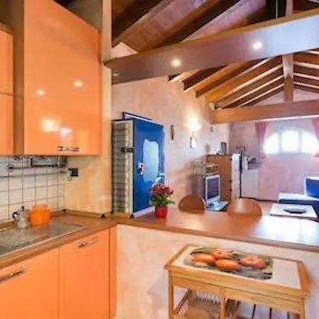 Apartment Mansarda A Nebbiuno